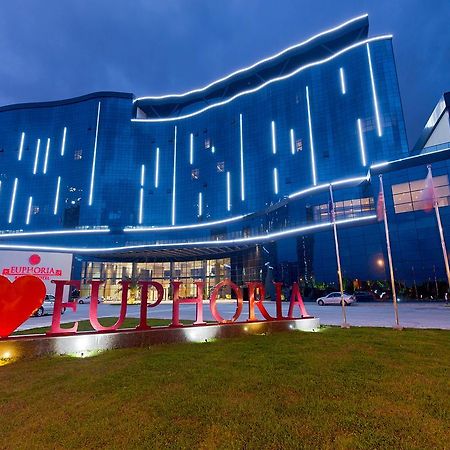 Euphoria Batumi Convention & Casino Hotel מראה חיצוני תמונה